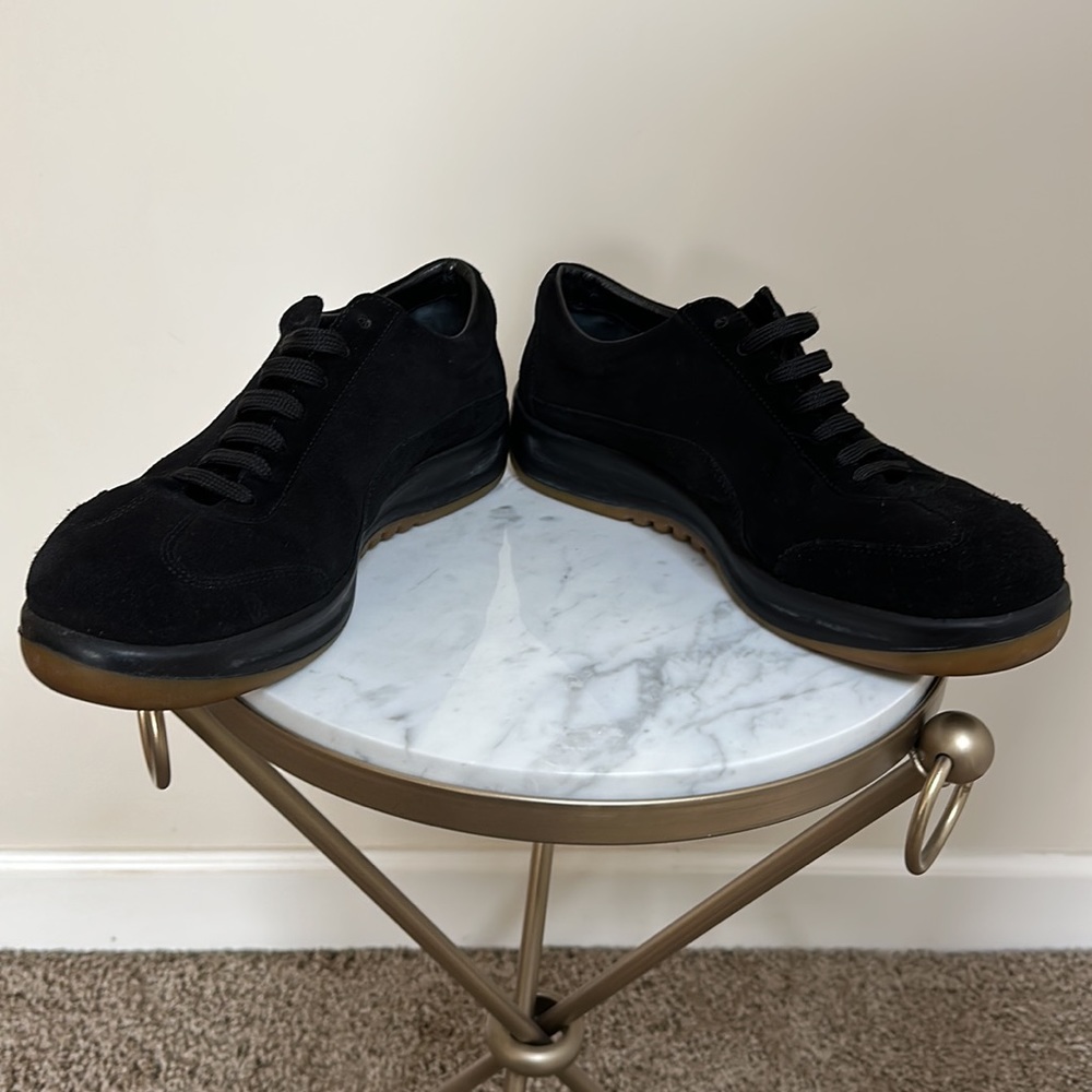 Louis Vuitton Men’s Suede Sport Sneaker - Picture 4 of 8